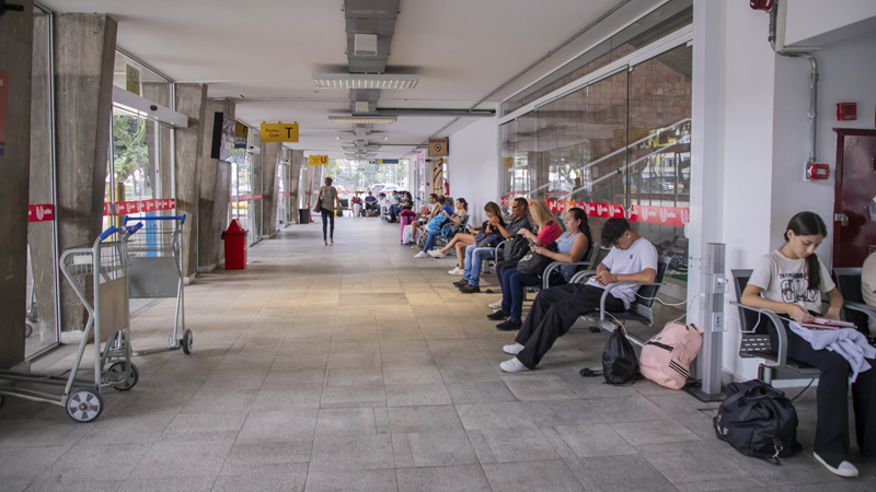 Rodoviária de Curitiba prevê 22 mil embarques no feriado